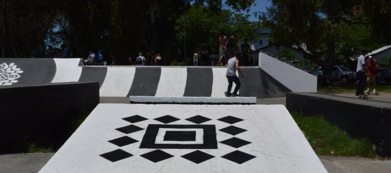 Converse skate hotsell plaza belgrano